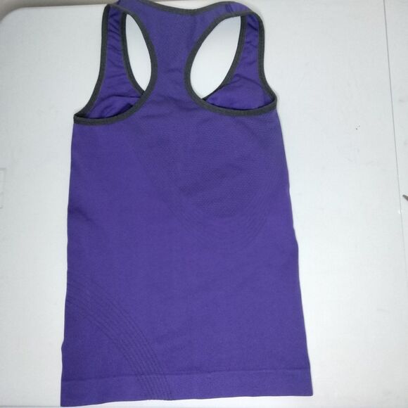 New Balance Women’s Racerback Tank Top SMALL - Picture 4 of 5